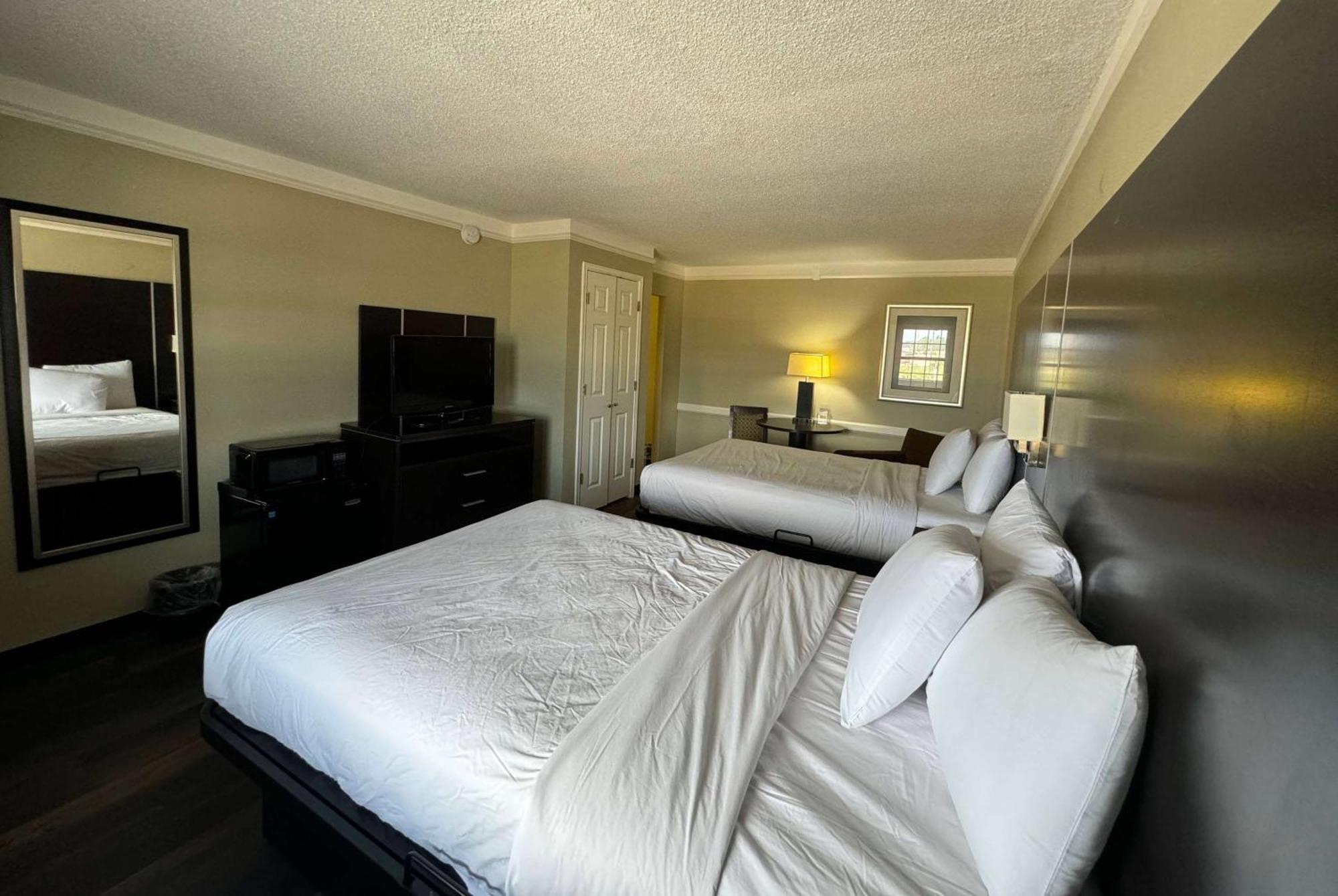 Travelodge By Wyndham Tuscaloosa Eksteriør billede