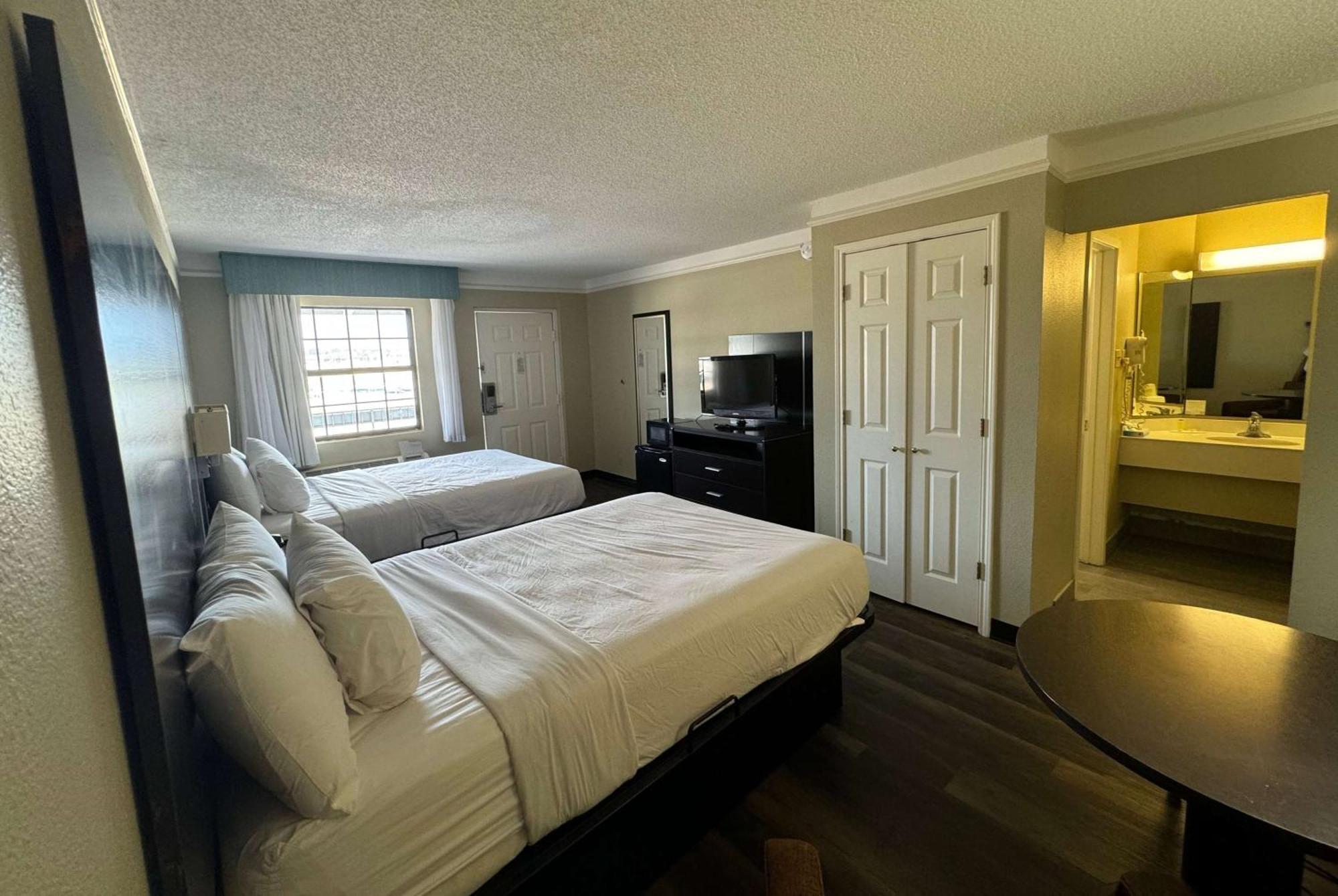 Travelodge By Wyndham Tuscaloosa Eksteriør billede
